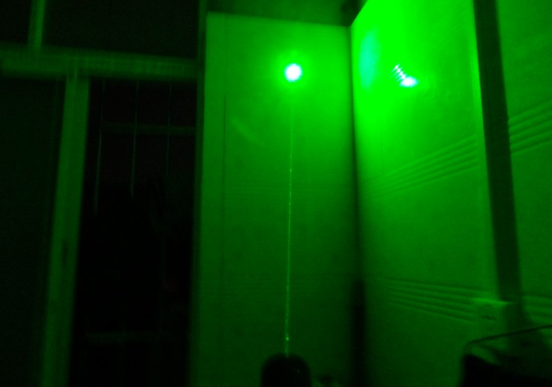 مؤشر ليزر أخضر، أداة تعليمية،  - مراجعة Laser Pointer Cat Toy Automatic وسعره